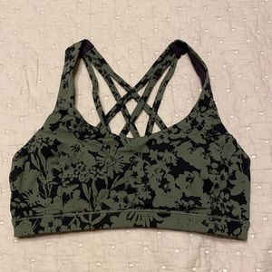 Lululemon Free to Be Serena Bra 8